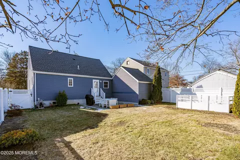 75 Ravine Dr, Matawan, NJ 07747 photo 22