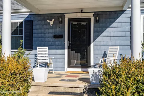 75 Ravine Dr, Matawan, NJ 07747 photo 2