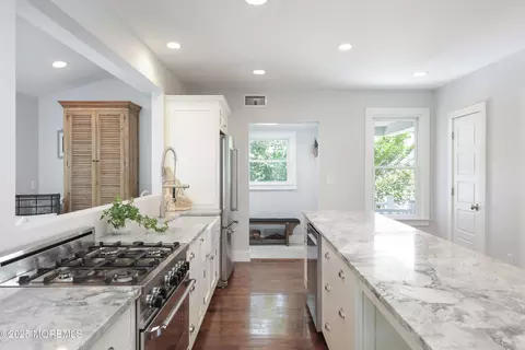 42 Ridge Rd, Rumson, NJ 07760 photo 6