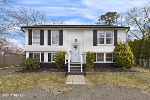 234 20th Ave, Brick, NJ 08724