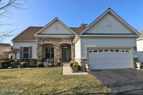 31 Norwalk Ln, Barnegat, NJ 08005