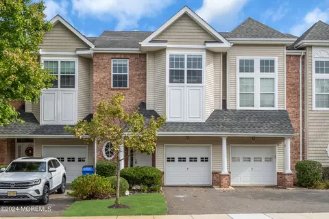 4 Melanie Way #1102, Manahawkin, NJ 08050