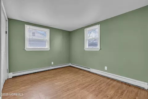 Bedroom - 242 Juniper Ln, Forked River, NJ 08731 photo 3 of 5