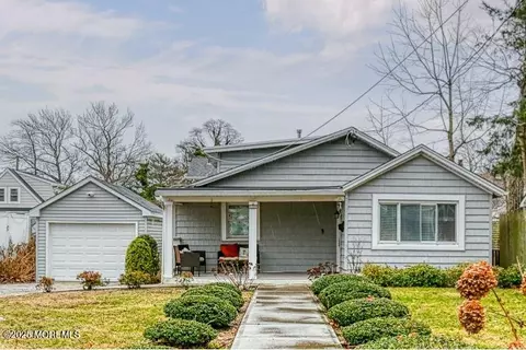 1324 Vina Ave, Ocean, NJ 07712