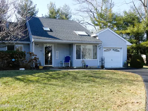 1227 Holmes Ct, Neptune City, NJ 07753