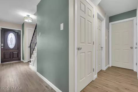Entry Way - 533 E Dickinson Ave, Galloway, NJ 08205 photo 2 of 3