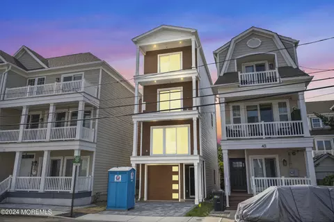 45 Marine Ter, Long Branch, NJ 07740
