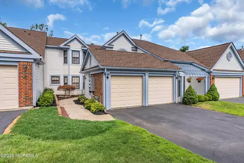 11 Rawson Cir #1002, Ocean, NJ 07712