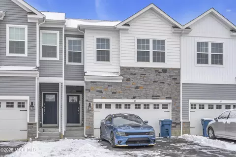 25 Mantoloking Dr, Jackson, NJ 08527