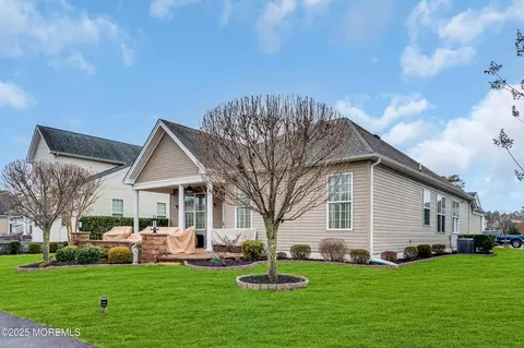 Exterior - 9 Dunberry Dr, Forked River, NJ 08731 photo 6 of 8