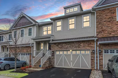 22 Lawley Dr, Lincroft, NJ 07738