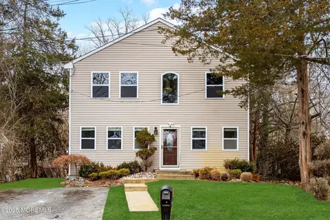 10 Freewood St, Howell, NJ 07731