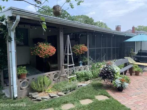 Exterior - 182 20th Ave, Brick, NJ 08724 photo 5 of 10