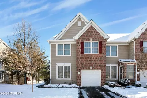 10 Ironwood Ct, Middletown, NJ 07748