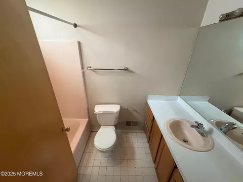 Bath - 228 Sunset Dr, Forked River, NJ 08731 photo 1 of 1