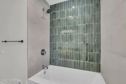 Bath - 549 Nicholas Rd, Brick, NJ 08724 photo 7 of 9
