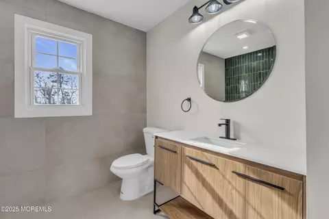 Bath - 549 Nicholas Rd, Brick, NJ 08724 photo 5 of 9