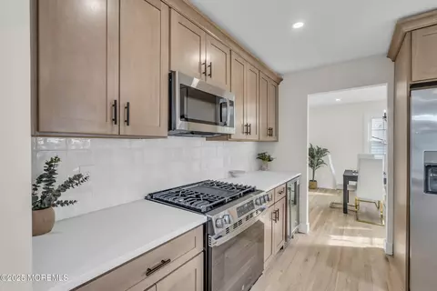 Kitchen - 549 Nicholas Rd, Brick, NJ 08724 photo 7 of 7