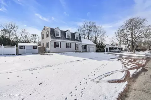 Exterior - 549 Nicholas Rd, Brick, NJ 08724 photo 2 of 11