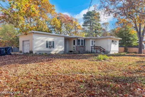 1718 Forge Pond Rd, Brick, NJ 08724 photo 3