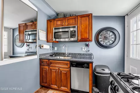 Kitchen - 128 Pinehurst Rd, Brick, NJ 08723 photo 2 of 3