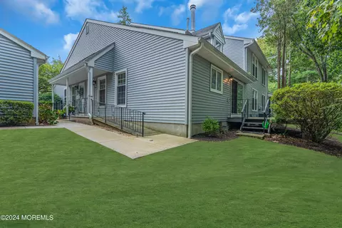 Exterior - 39 Poplar Ct #C, Brielle, NJ 08730 photo 3 of 7