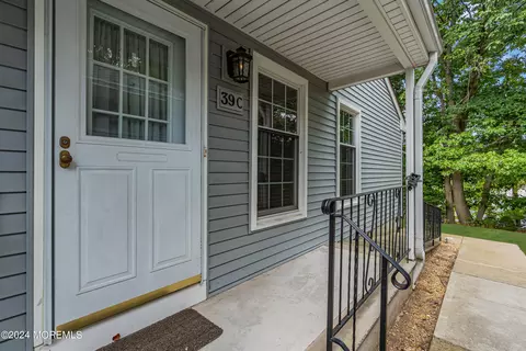 Exterior - 39 Poplar Ct #C, Brielle, NJ 08730 photo 2 of 7