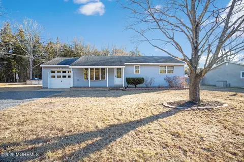 122 Forge Rd, West Creek, NJ 08092