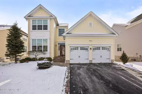 140 Campbell Ct, Shrewsbury, NJ 07702