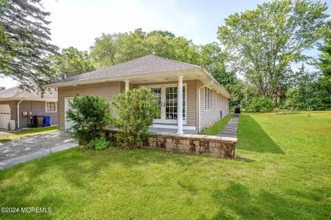 1757 Mount Idenburg Ln, Toms River, NJ 08753