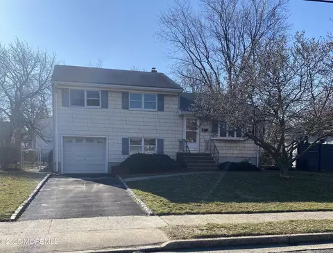 6 Singleton St, South Amboy, NJ 08879