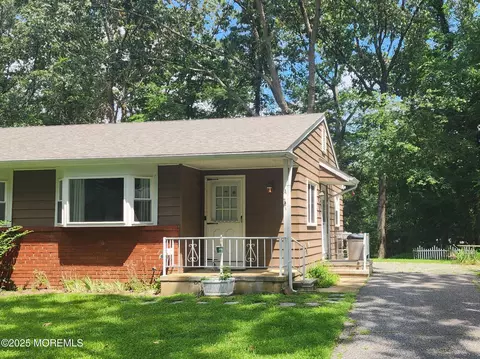 6 Michigan Ave #A, Whiting, NJ 08759