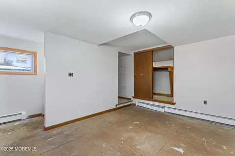 Bedroom - 70 Central Ave, Sewaren, NJ 07077 photo 3 of 3
