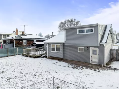 Exterior - 70 Central Ave, Sewaren, NJ 07077 photo 2 of 4