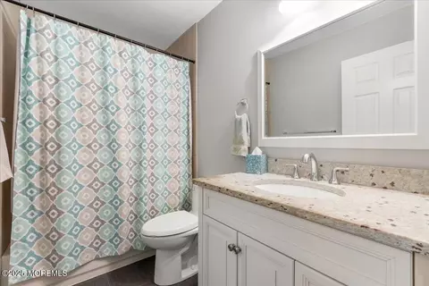 Bath - 6 Daniel Webster Ave # B, Monroe, NJ 08831 photo 2 of 2