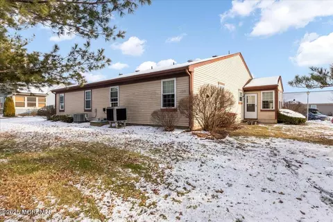 Other - 6 Daniel Webster Ave # B, Monroe, NJ 08831 photo 8 of 8