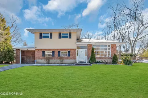 36 Lockwood Ave, Howell, NJ 07731
