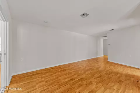 21 Robinson Rd, Brick, NJ 08724 photo 10