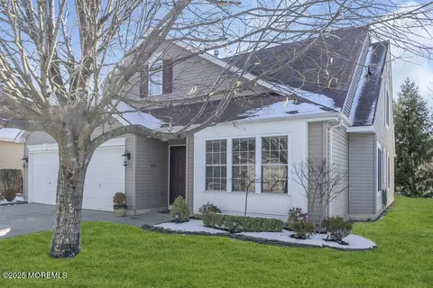 36 Congressional Rd, Jackson, NJ 08527