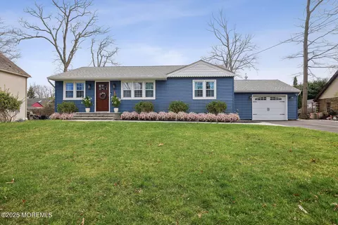 2572 Summit Rd, Manasquan, NJ 08736