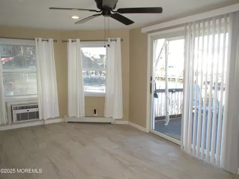Living - 36 Commodore Dr, Brick, NJ 08723 photo 3 of 4