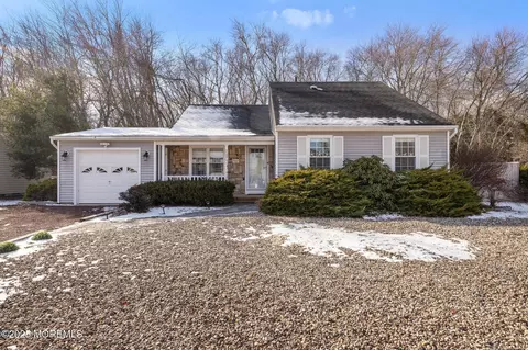 208 Timberlake Dr, Stafford, NJ 08050
