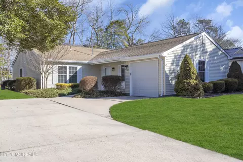 266 Yorktowne Dr, Little Egg Harbor, NJ 08087