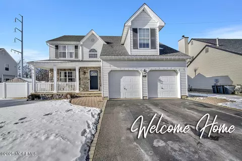 131 Normandy Ct, Aberdeen, NJ 07747
