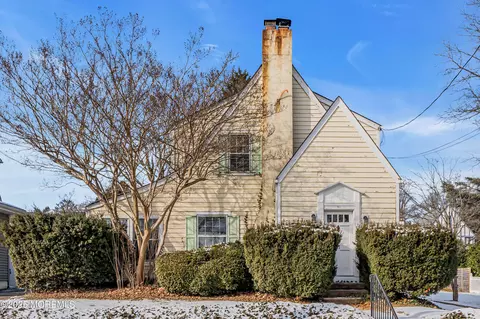 51 Silverton Ave, Little Silver, NJ 07739
