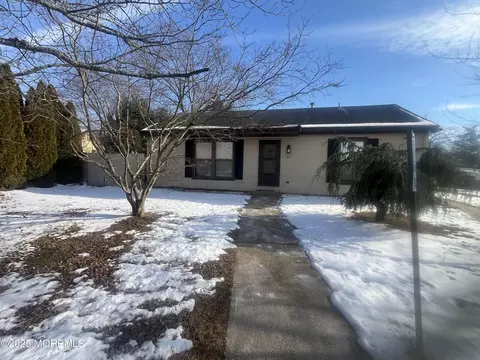 3 Botanical Way # A, Jackson, NJ 08527