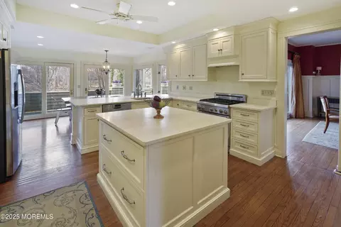 Kitchen - 43 Rumson Rd, Rumson, NJ 07760 photo 2 of 5