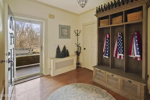 Entry Way - 43 Rumson Rd, Rumson, NJ 07760 photo 1 of 2