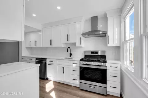 5 Belshaw Ave, Eatontown, NJ 07724