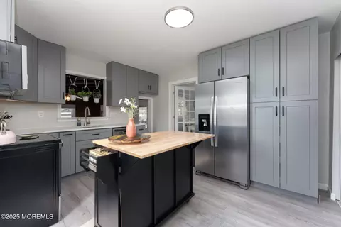 Kitchen - 332 Maple Rd, Mount Laurel, NJ 08054 photo 4 of 4